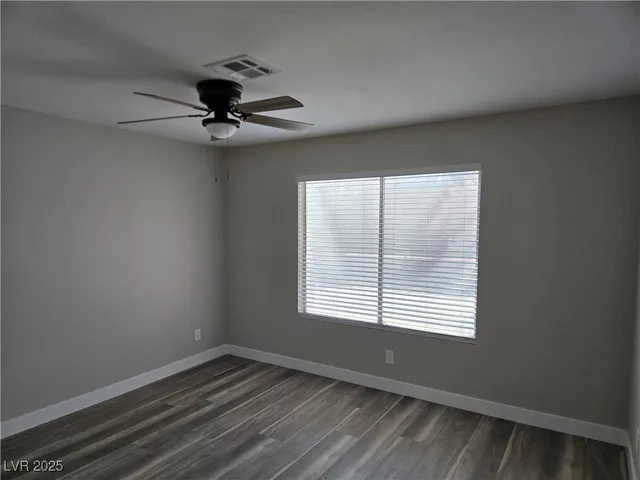 $1,950 | 4719 Cosley Drive, Las Vegas, NV 89147