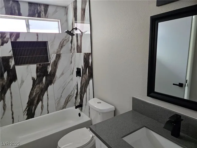 $1,950 | 4719 Cosley Drive, Las Vegas, NV 89147