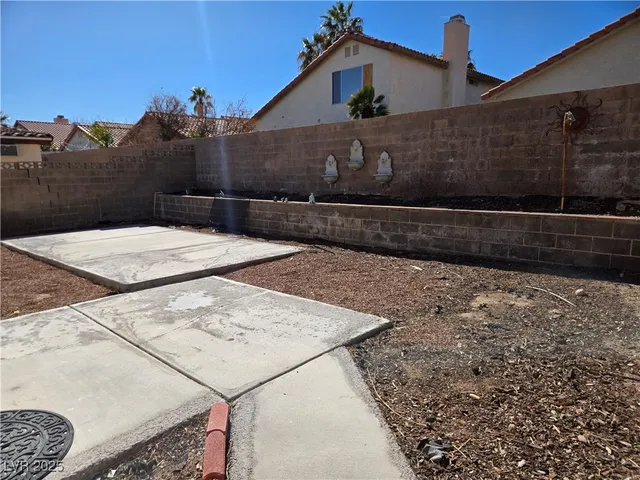 $1,950 | 4719 Cosley Drive, Las Vegas, NV 89147