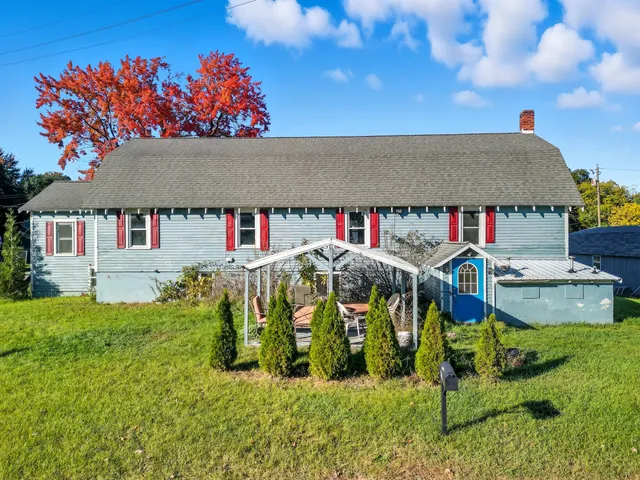 $149,900 | 149 Clark Street, Six Lakes, MI 48886