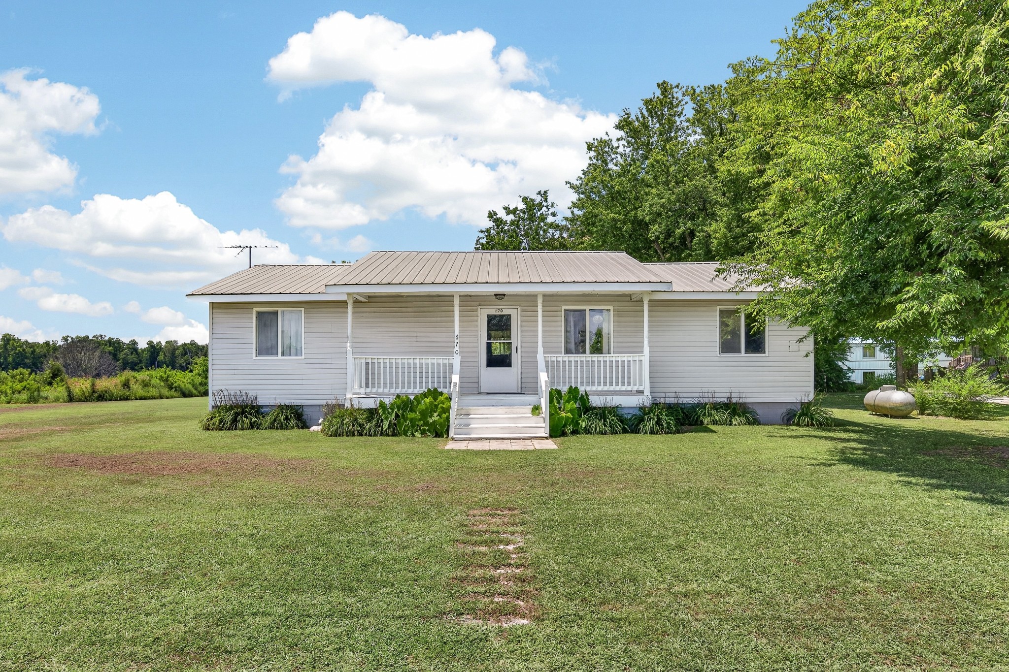 670 Howell Hill Road Flintville, TN 37335 - Photo 1 of 25