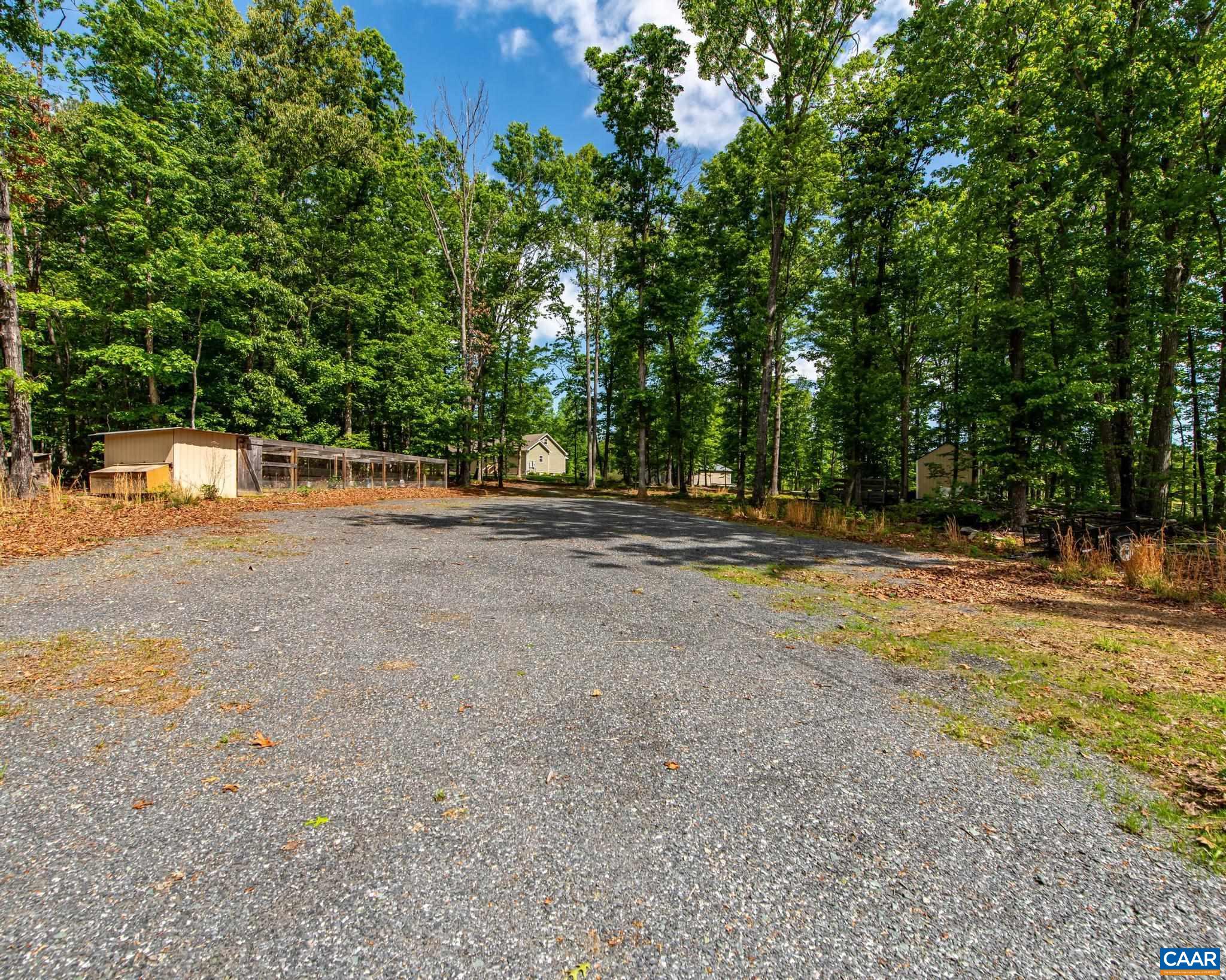 2016 Deep Creek Road Palmyra, VA 22963 - Photo 39 of 44 PRIVATE DRIVEWAY