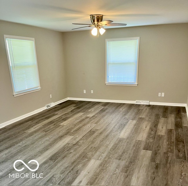 701 South Sycamore Road Seymour, IN 47274 - Photo 4 of 16