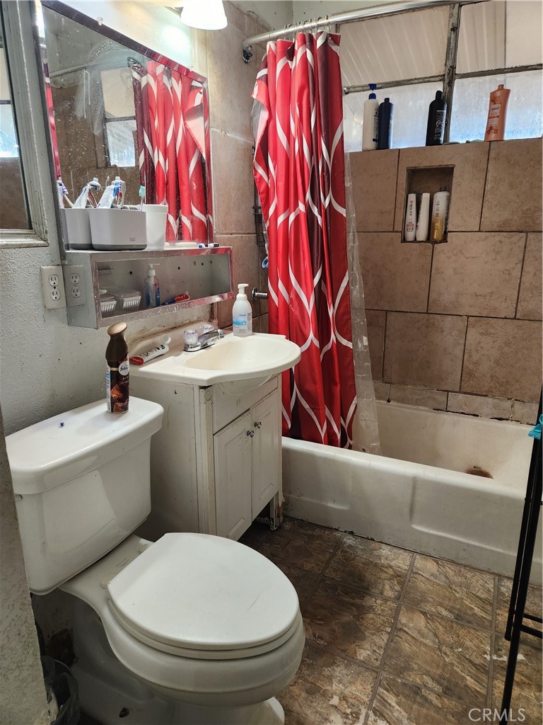 1211 Nancy Street Barstow, CA 92311 - Photo 3 of 3