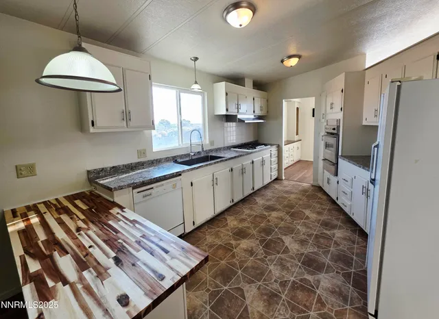 $300,000 | 9380 Marshall Drive, Fallon, NV 89406