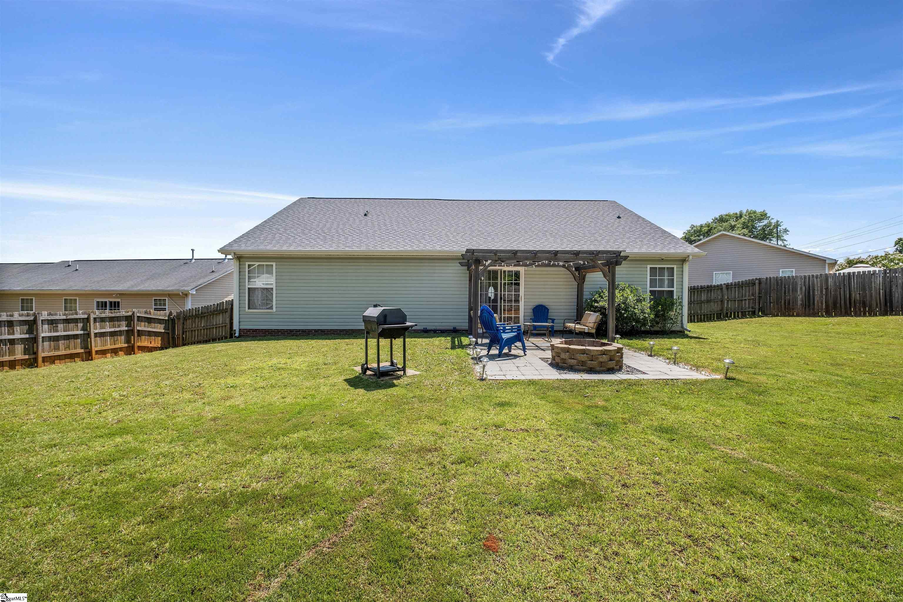 213 Manitou Way Fountain Inn, SC 29644 - Photo 25 of 33 Gallery Image 25