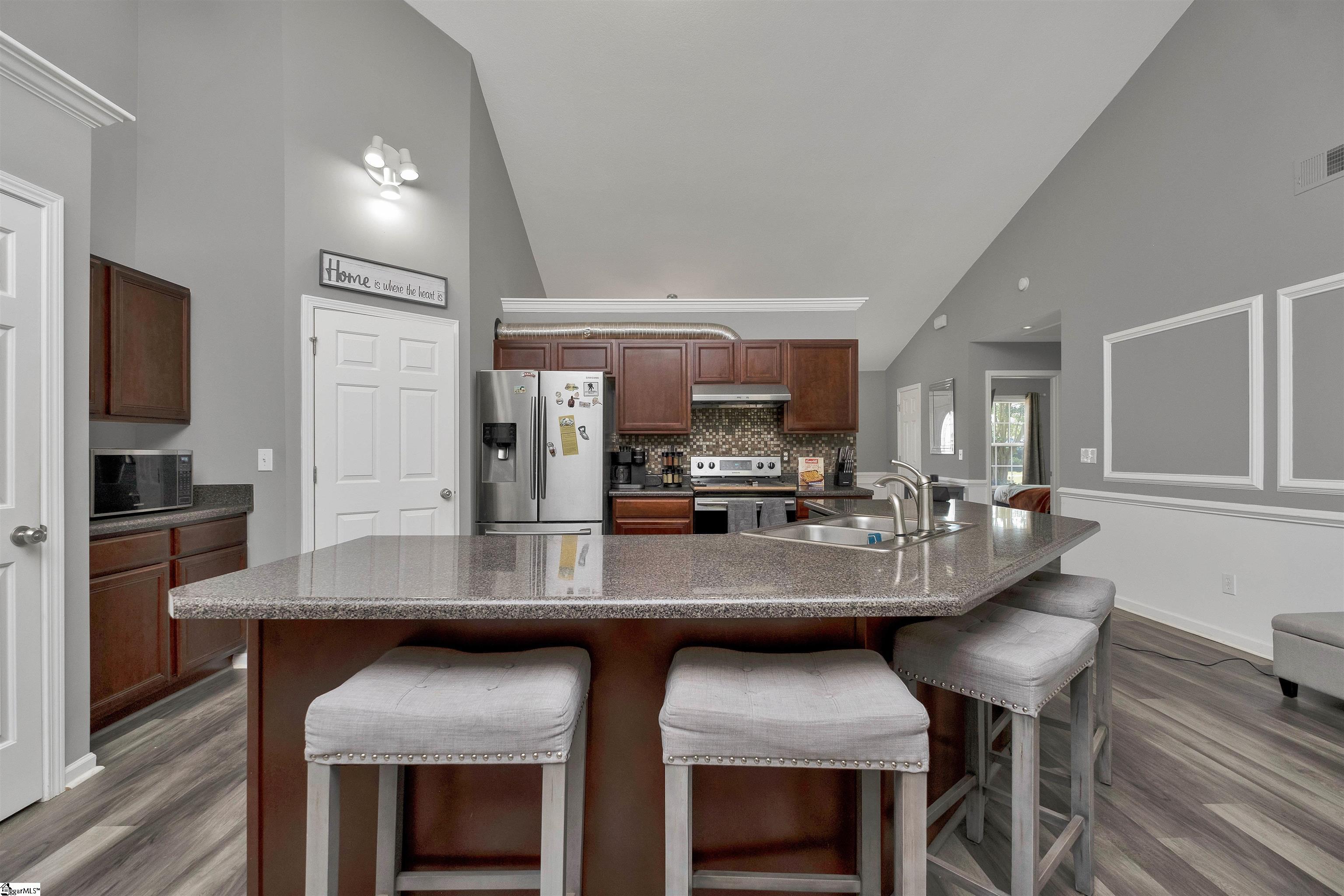 213 Manitou Way Fountain Inn, SC 29644 - Photo 5 of 33 Gallery Image 5