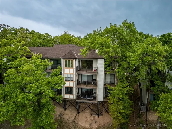 $359,500 | 345 Water's Edge Drive, Unit A3, Lake Ozark, MO 65049