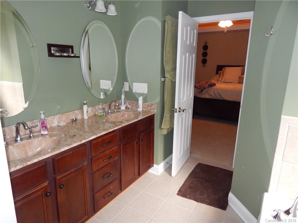 8301 Potter Road, Unit 15 Matthews, NC 28104 - Photo 14 of 24 Gallery Image 14
