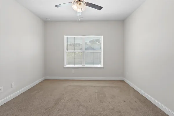 $304,999 | 4203 West Bayou Maison Circle, Dickinson, TX 77539