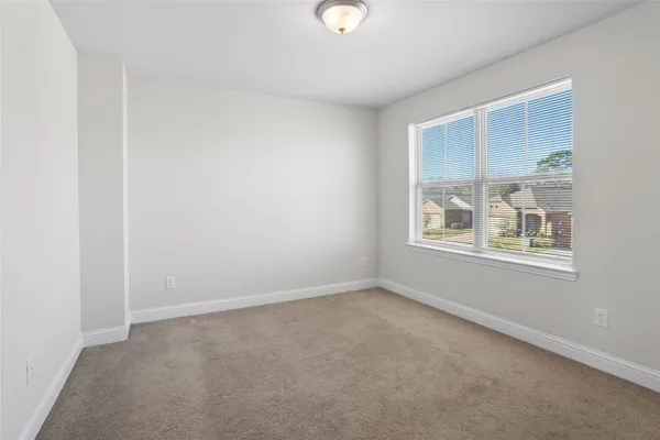 $304,999 | 4203 West Bayou Maison Circle, Dickinson, TX 77539