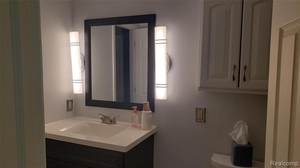 747 Bolinger Street Rochester Hills, MI 48307 - Photo 14 of 25