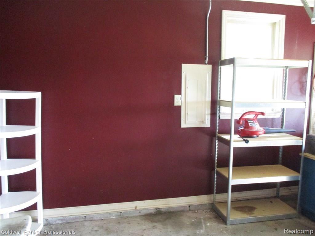 6697 South Durand Road Durand, MI 48429 - Photo 41 of 47 INT GARAGE.JPG