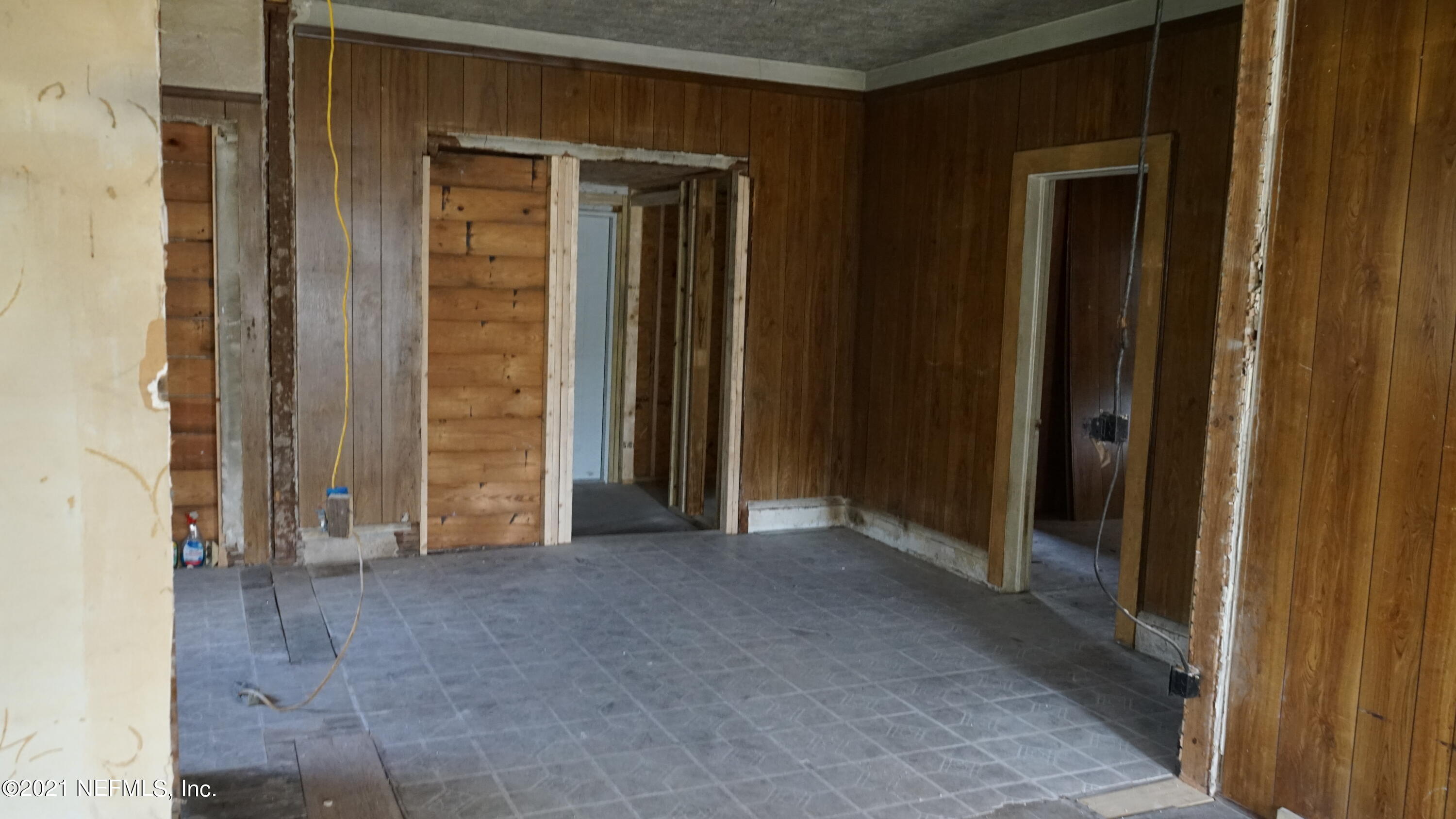 1893 Dean Road Jacksonville, FL 32216 - Photo 32 of 38 DSC00856