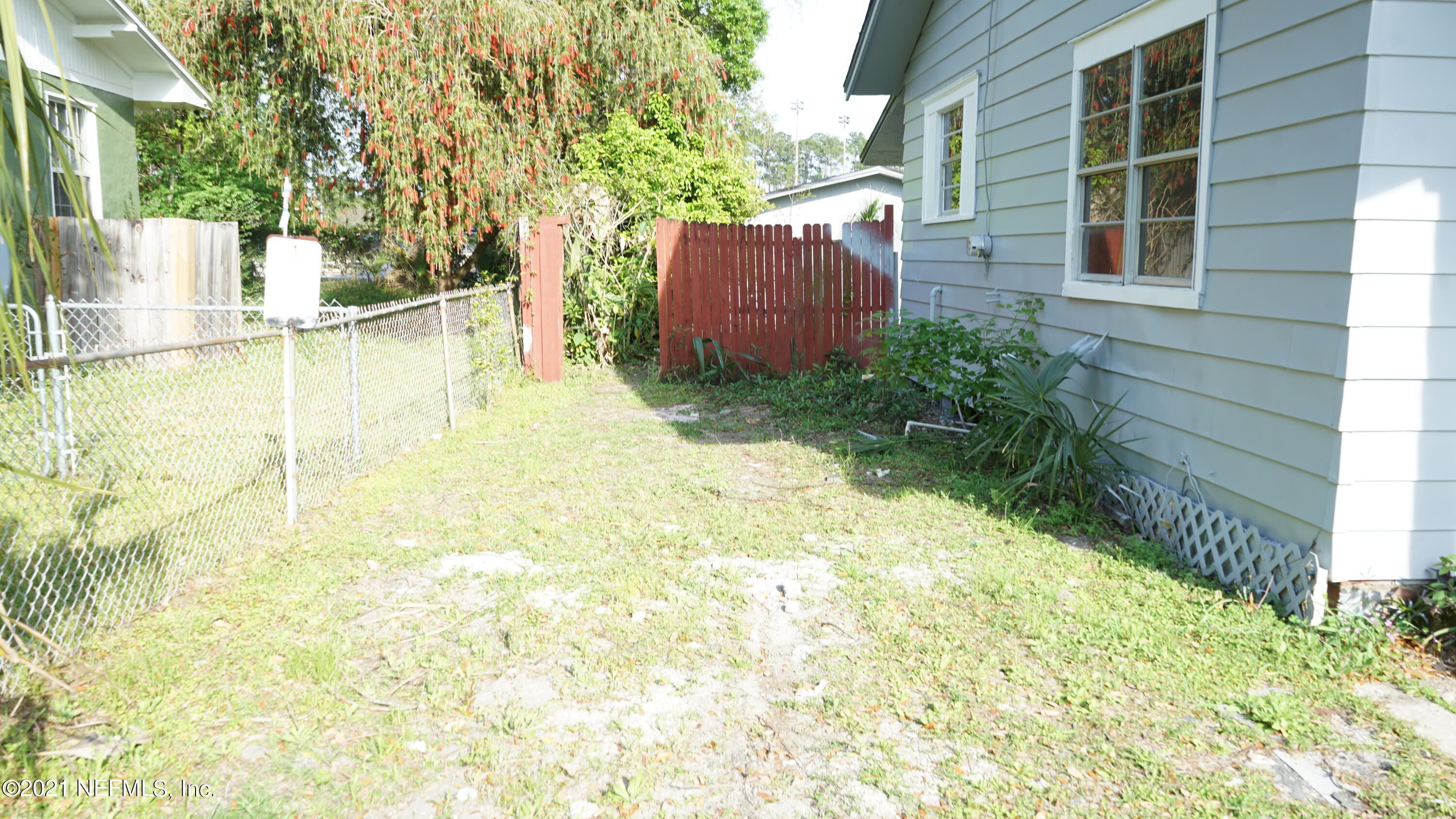 1893 Dean Road Jacksonville, FL 32216 - Photo 37 of 38 DSC00825