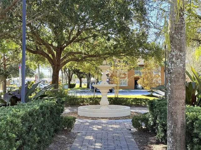 a sign on the side of the wall