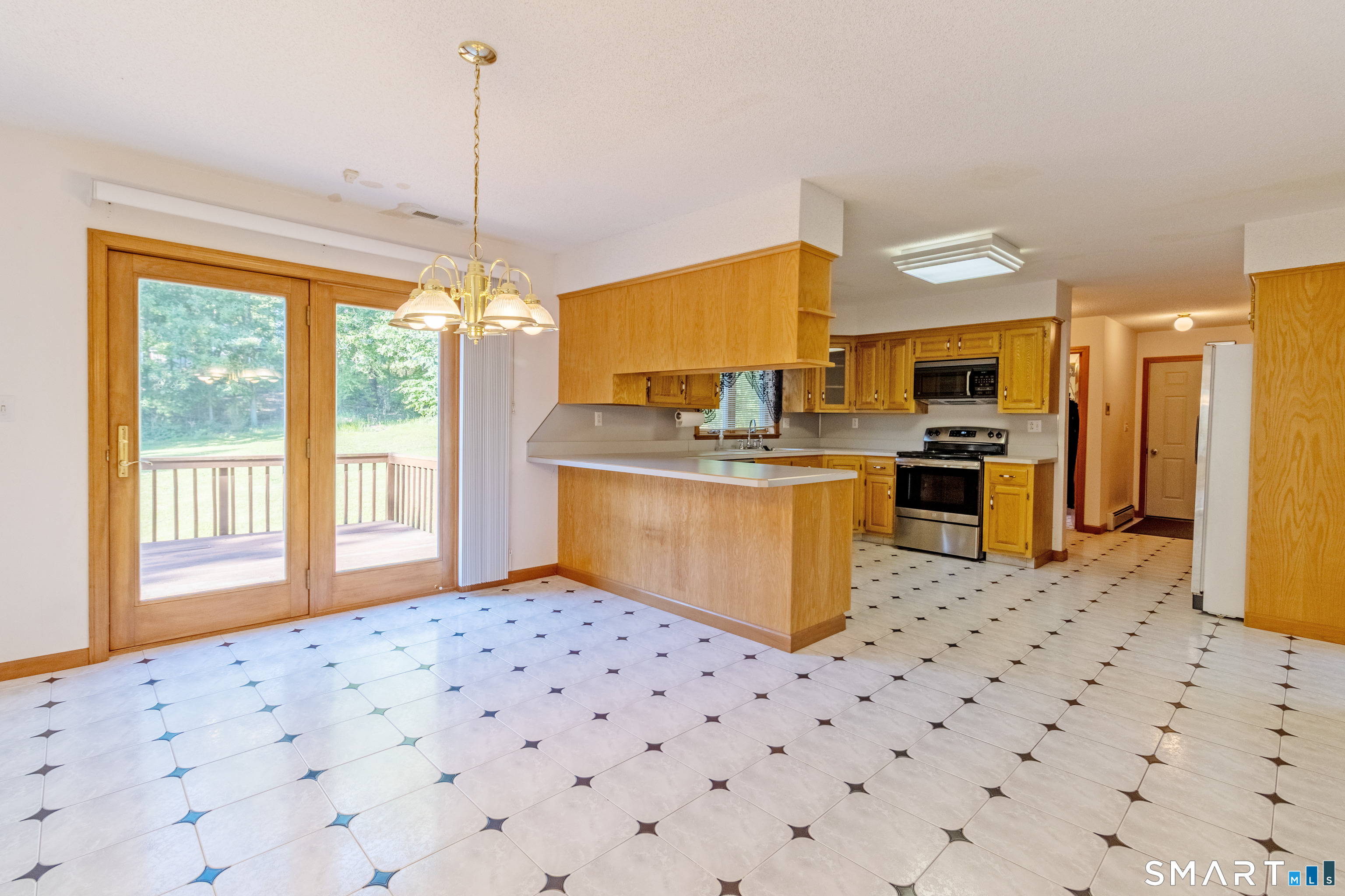 76 Thimble Rock Road Middletown, CT 06457 - Photo 3 of 40