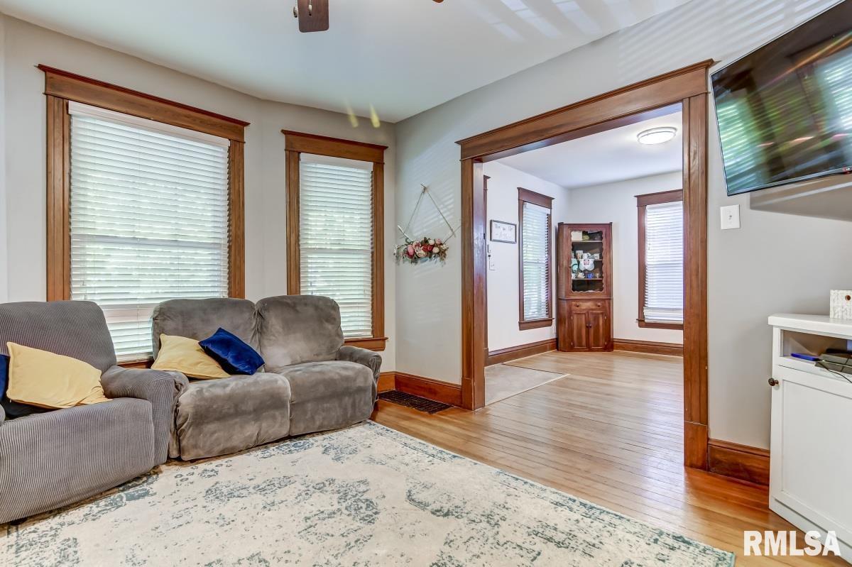 1732 South College Street Springfield, IL 62704 - Photo 11 of 36 Gallery Image 11