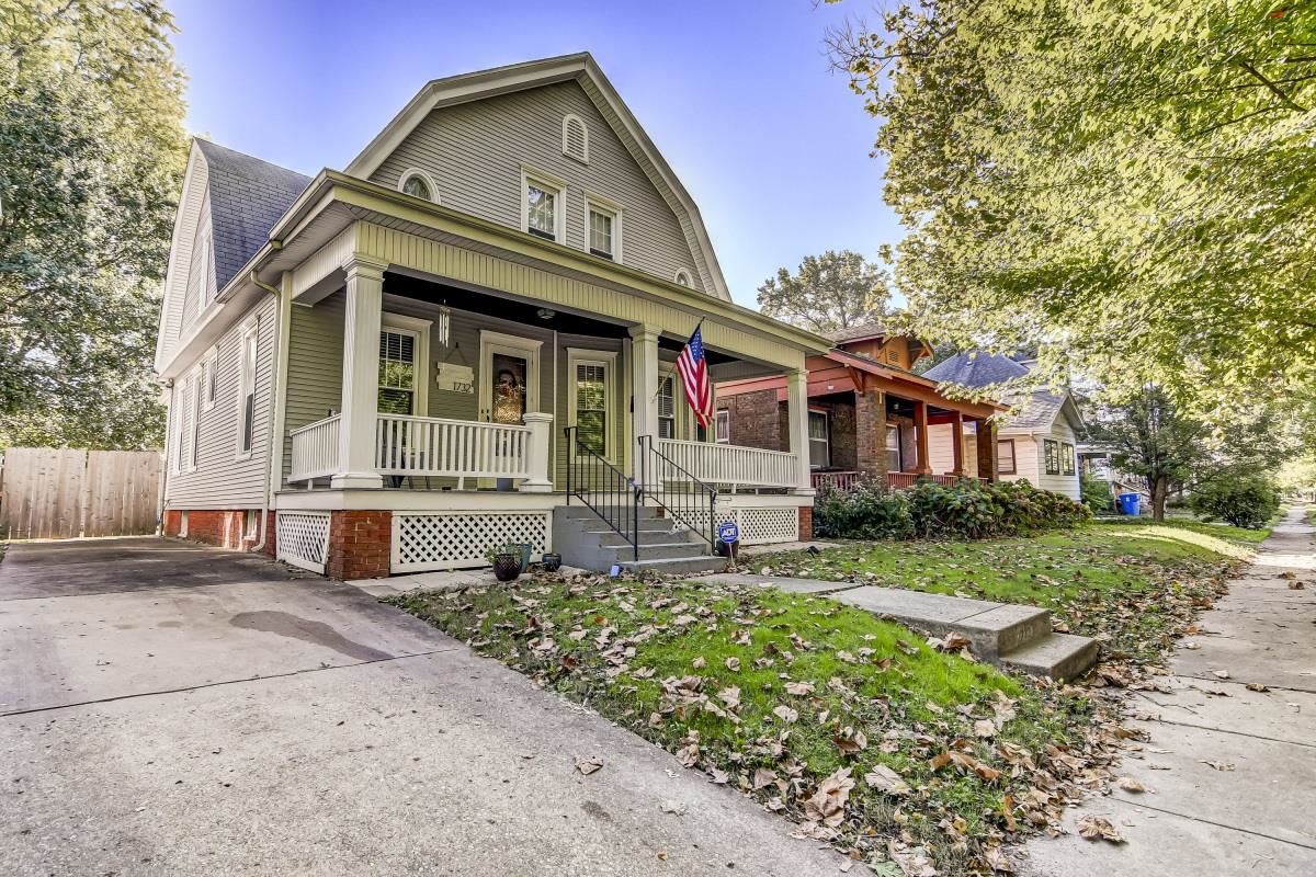 1732 South College Street Springfield, IL 62704 - Photo 3 of 36 Gallery Image 3