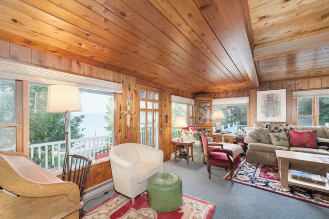 $1,550,000 | 8368 Portage Point Drive, Onekama, MI 49675