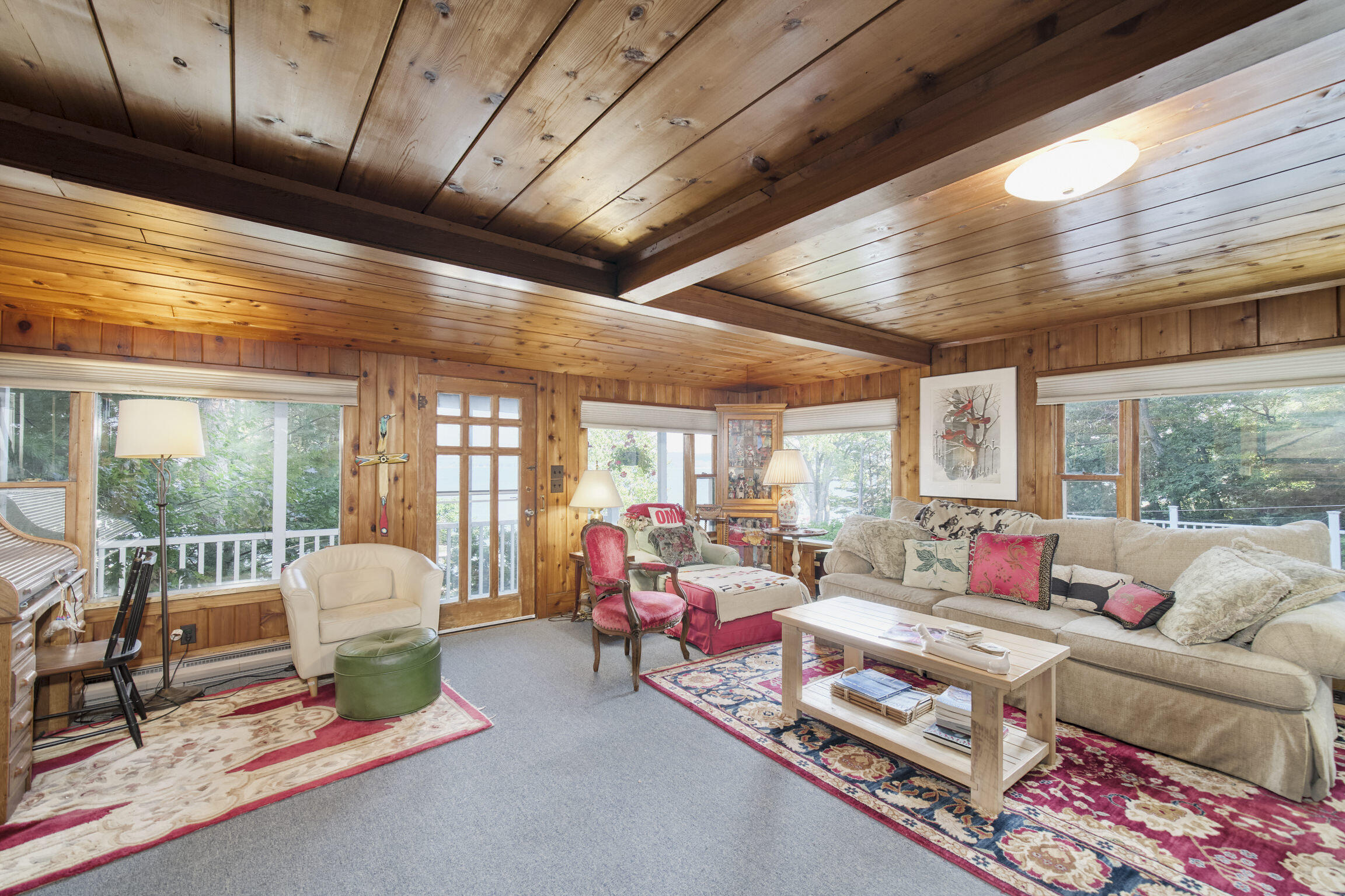 8368 Portage Point Drive Onekama, MI 49675 - Photo 31 of 68 Living Room