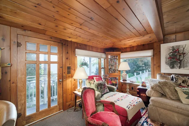 $1,550,000 | 8368 Portage Point Drive, Onekama, MI 49675