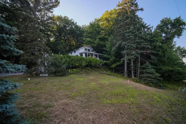 $1,550,000 | 8368 Portage Point Drive, Onekama, MI 49675