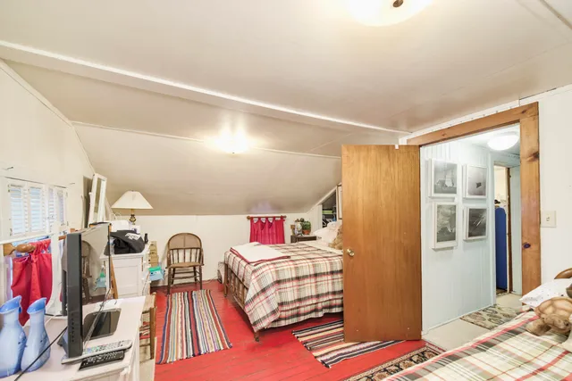 $1,550,000 | 8368 Portage Point Drive, Onekama, MI 49675