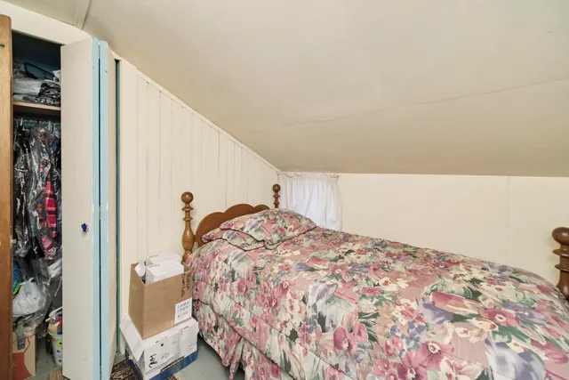 $1,550,000 | 8368 Portage Point Drive, Onekama, MI 49675