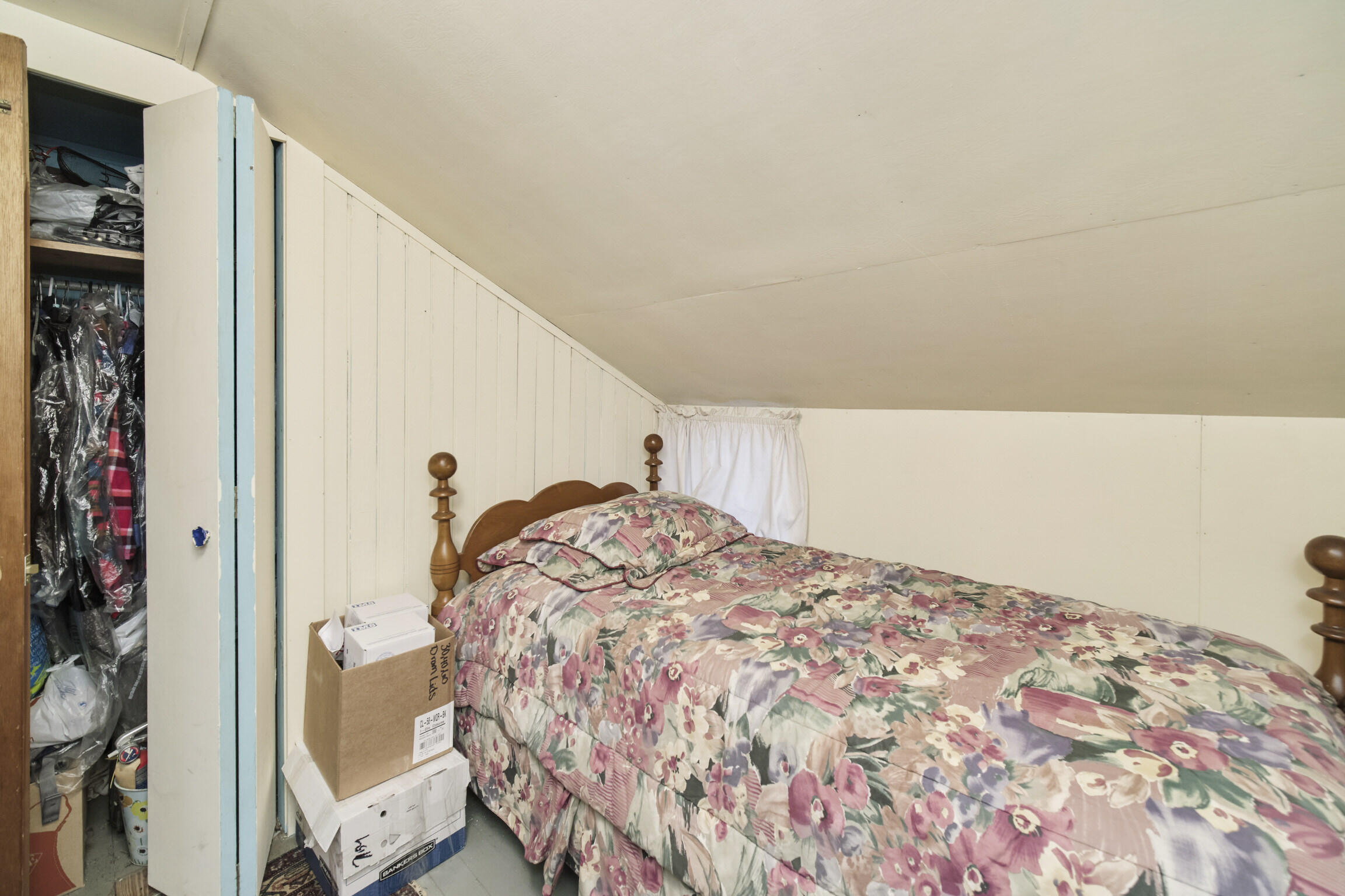 8368 Portage Point Drive Onekama, MI 49675 - Photo 56 of 68 3rd Bedroom