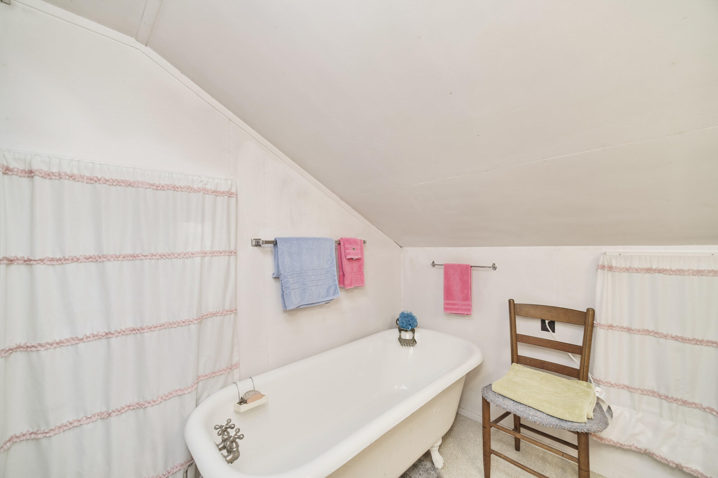 8368 Portage Point Drive Onekama, MI 49675 - Photo 57 of 68 Bathroom 2