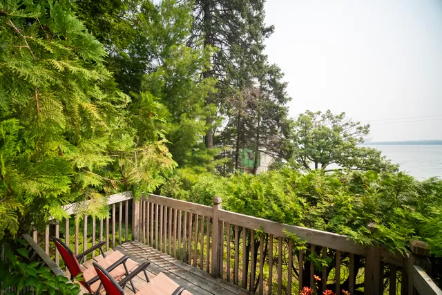 $1,550,000 | 8368 Portage Point Drive, Onekama, MI 49675