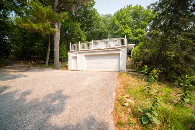 $1,550,000 | 8368 Portage Point Drive, Onekama, MI 49675