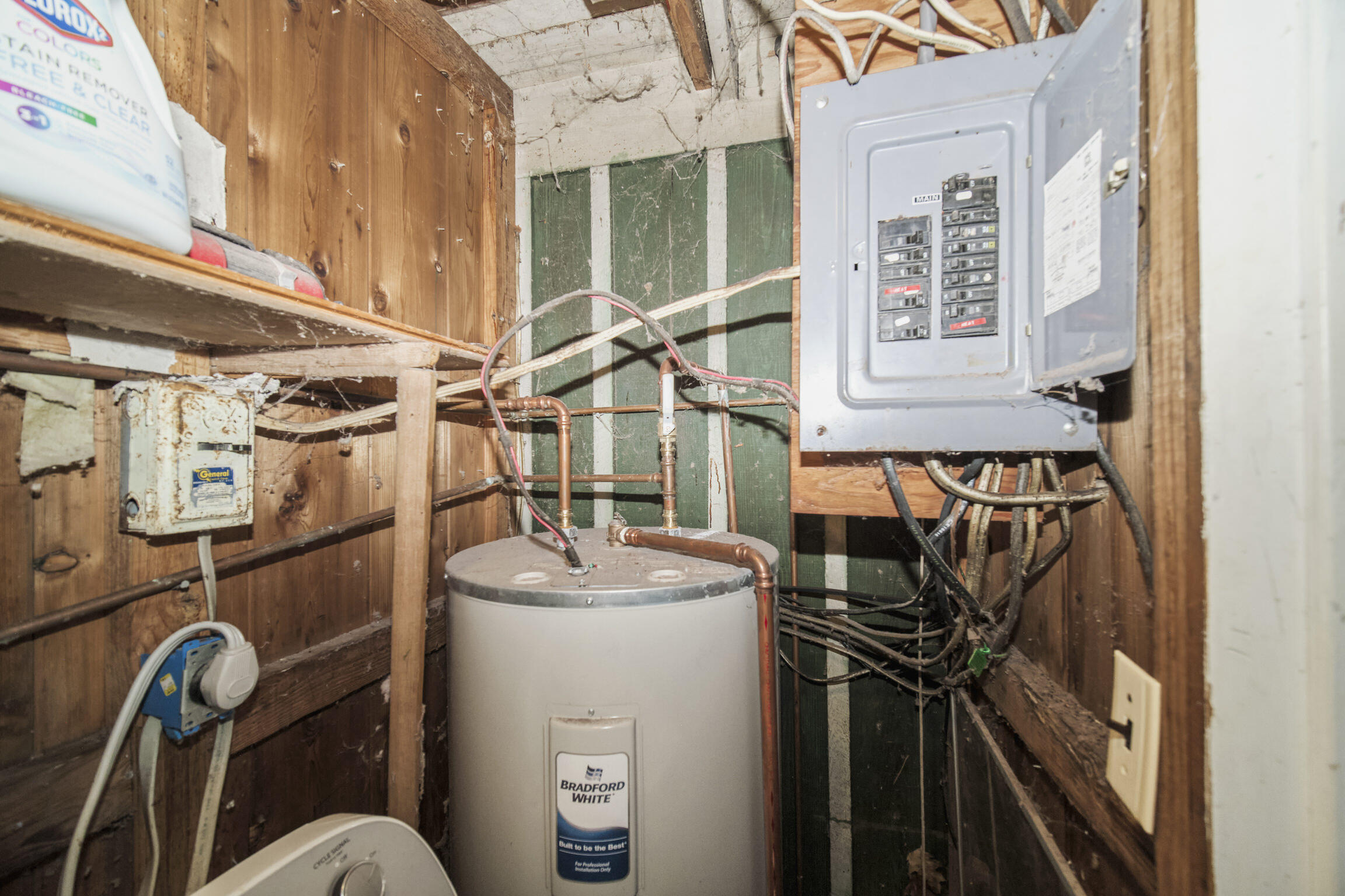 8368 Portage Point Drive Onekama, MI 49675 - Photo 68 of 68 Utilities