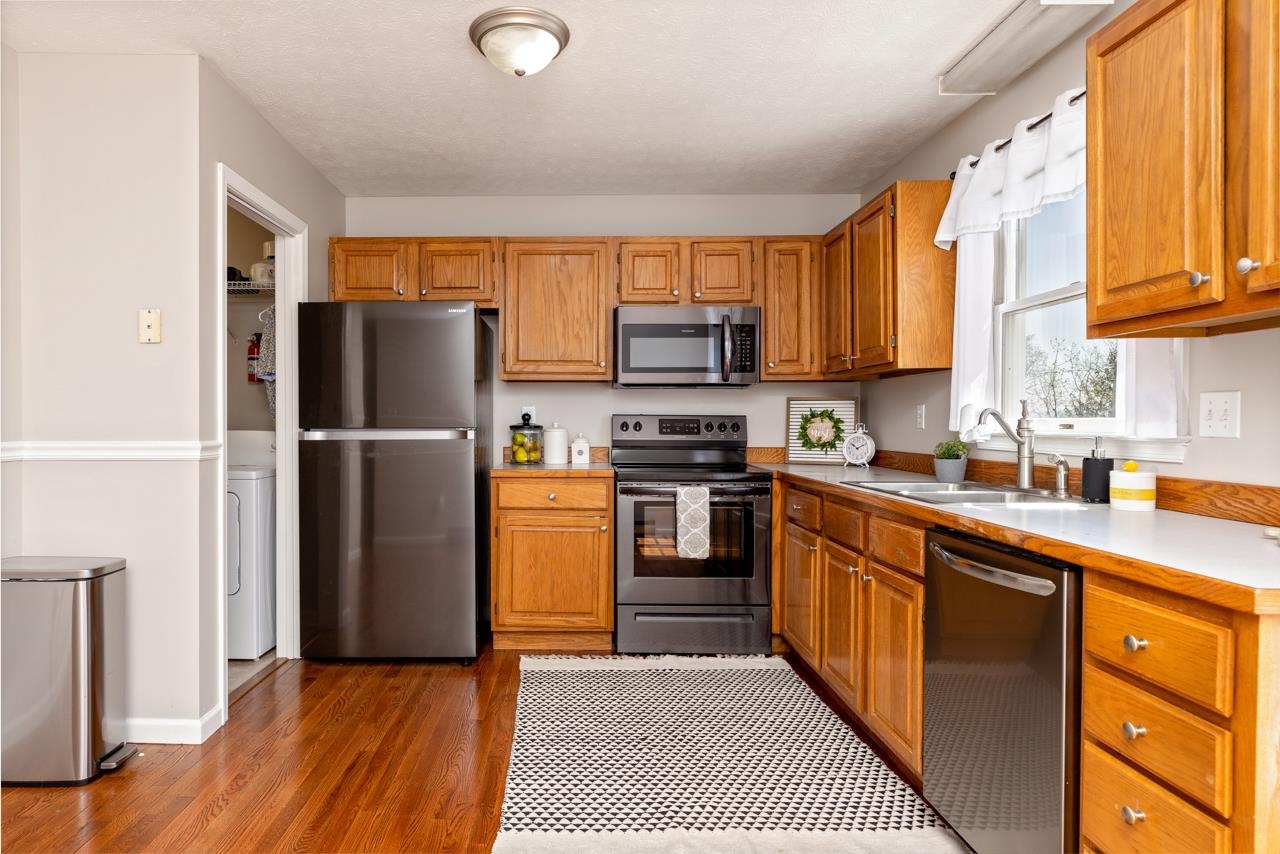78 Hilltop Terrace Road Staunton, VA 24401 - Photo 6 of 35 Gallery Image 6