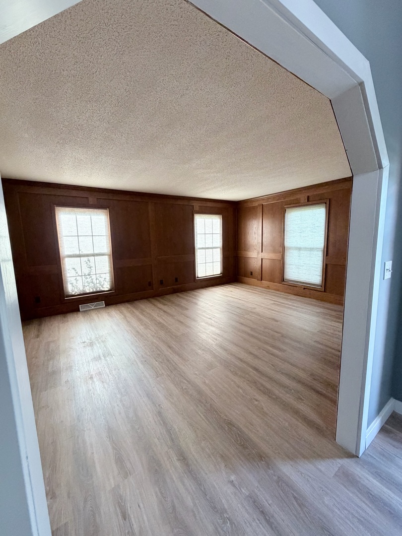 4 Sebring Road Springfield, IL 62707 - Photo 4 of 25
