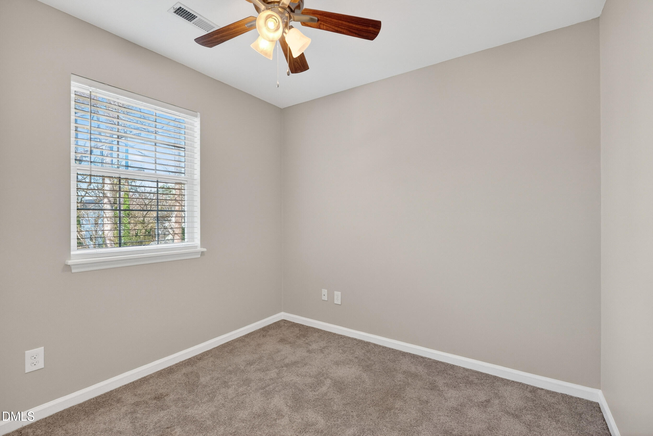 1049 Mills Street Raleigh, NC 27608 - Photo 19 of 31 32_dsc08280