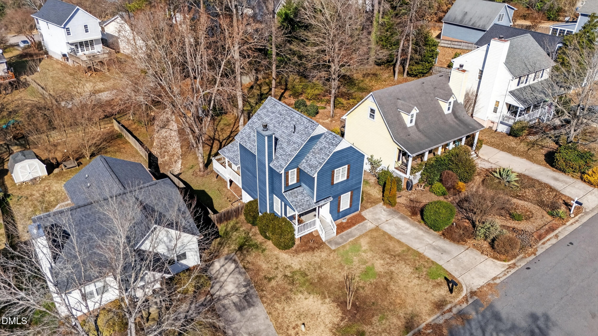 1049 Mills Street Raleigh, NC 27608 - Photo 29 of 31 6_drone_03