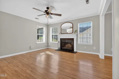 $525,000 | 1049 Mills Street, Raleigh, NC 27608