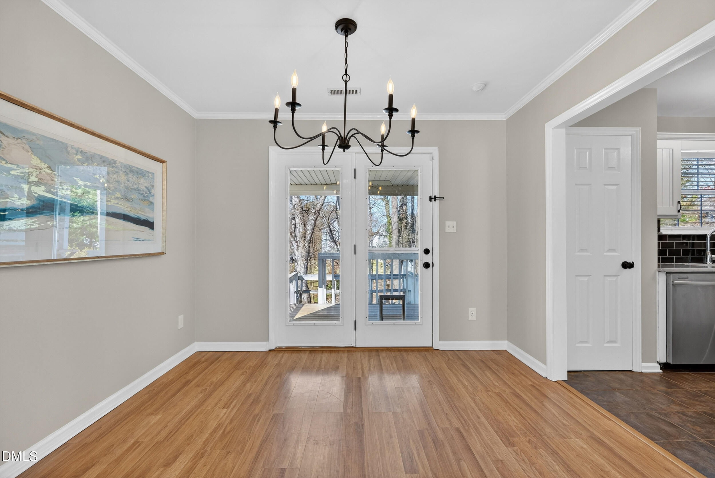 1049 Mills Street Raleigh, NC 27608 - Photo 8 of 31 20_dsc08116