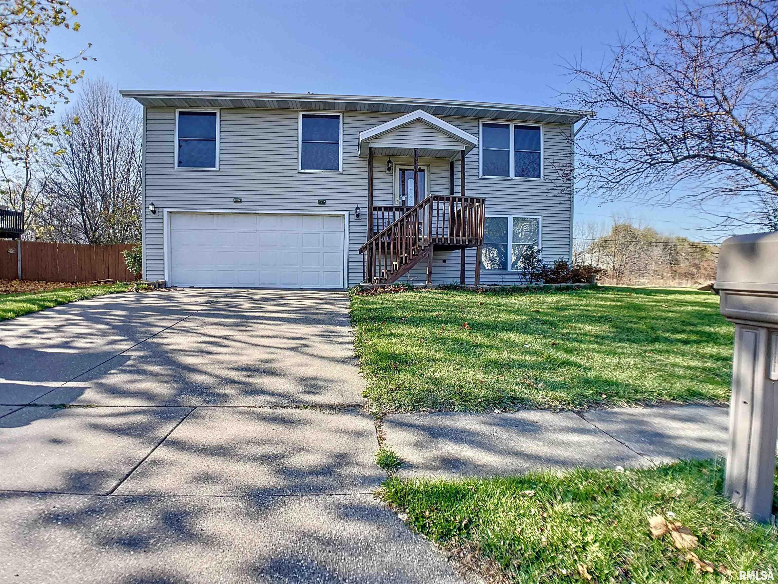 6070 Appomattox Road Davenport, IA 52806 - Photo 2 of 38 Gallery Image 2