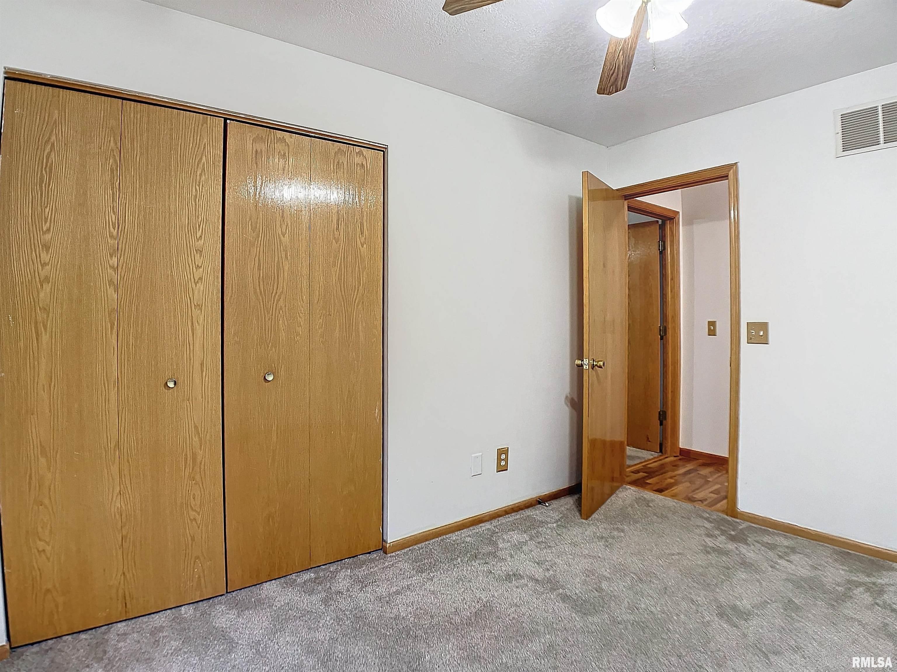 6070 Appomattox Road Davenport, IA 52806 - Photo 23 of 38 Gallery Image 23