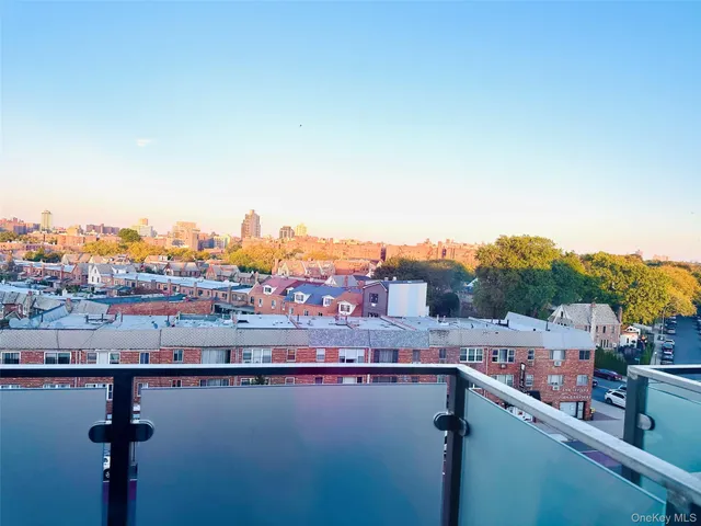 $450,000 | 62-98 Woodhaven Boulevard, Unit 6F | Middle Village