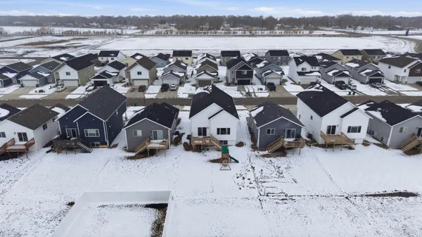 $366,900 | 6862 Thomas Street, Horace, ND 58047