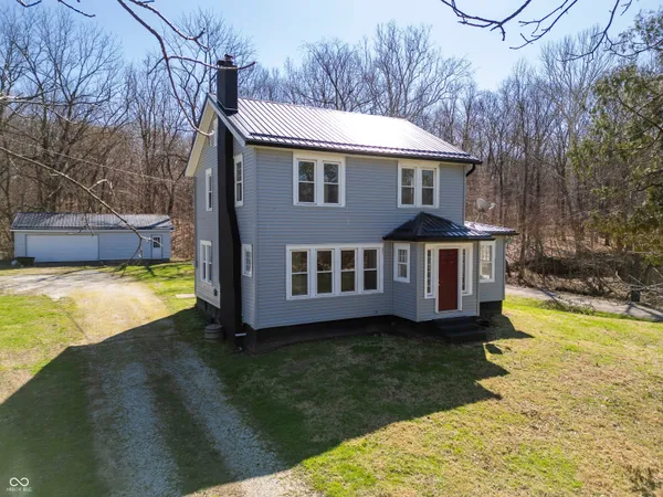 $299,900 | 749 South River Road, Covington, IN 47932