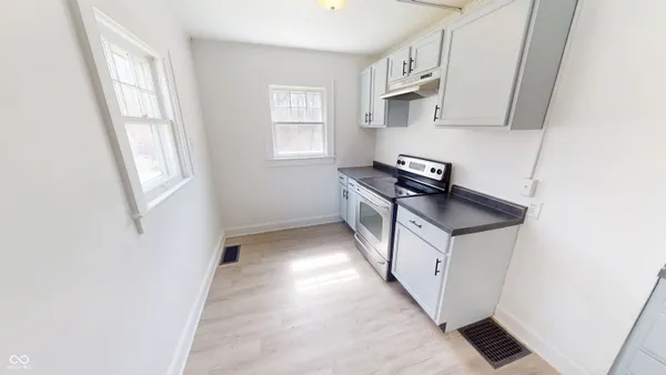 $299,900 | 749 South River Road, Covington, IN 47932