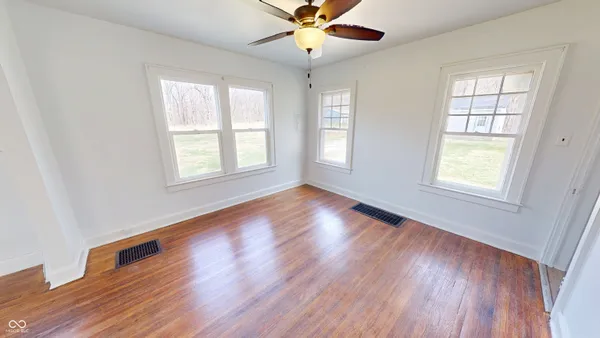 $299,900 | 749 South River Road, Covington, IN 47932