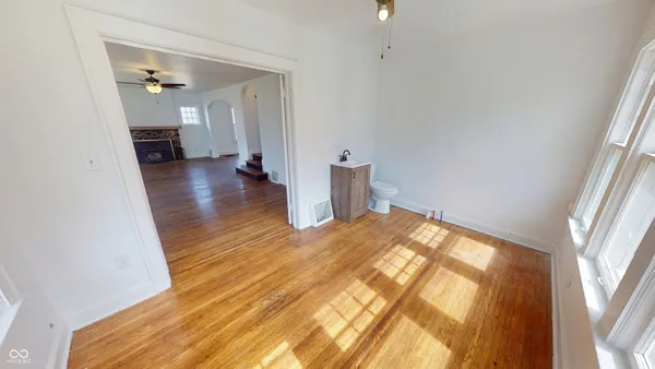 $299,900 | 749 South River Road, Covington, IN 47932