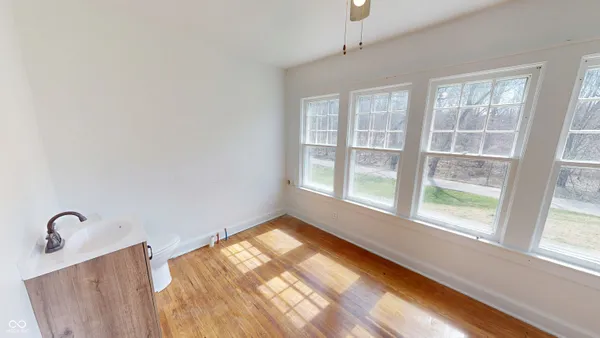 $299,900 | 749 South River Road, Covington, IN 47932