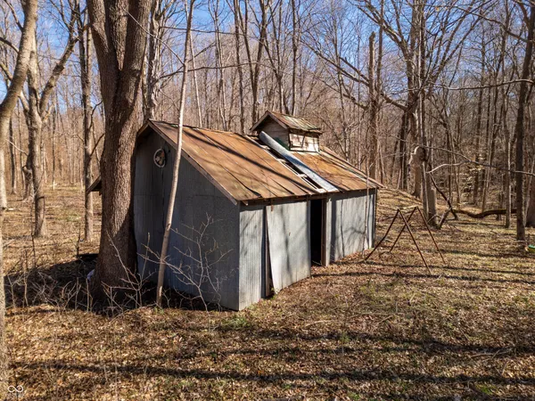 $299,900 | 749 South River Road, Covington, IN 47932